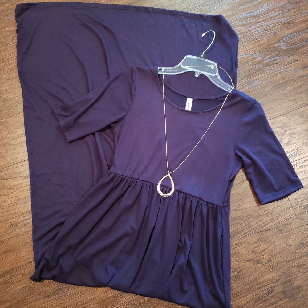 Maxi dress euc navy blue